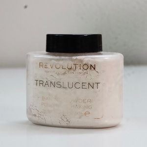Revolution transclucent powder